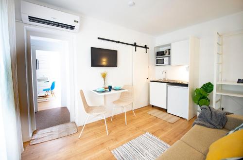 Hostal Blanca - image 14