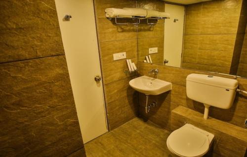 Weekend Address Managed By Living Homes, Súrat (fotografie 10)