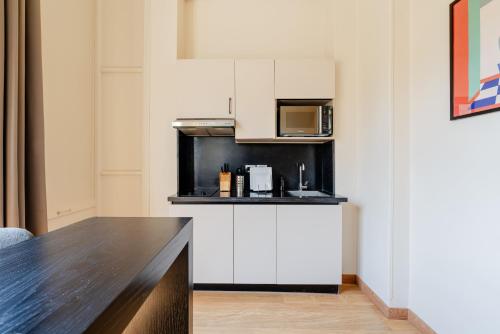 Brassbell l Zamalek l High ceiling studios in Zamalek Island