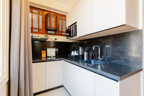 Brassbell l Zamalek l High ceiling studios - image 2