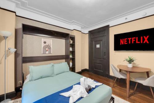 Premier Walking Distance to Times Square Condo NY in New York, USA