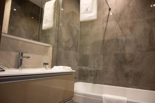 Best View Fortina Luxury Suites Room Type - One-Bedroom Deluxe Apartment