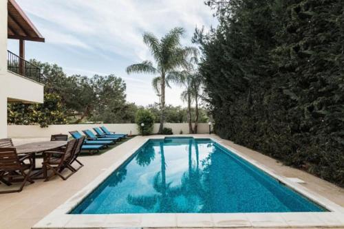 Villa Vounos - 5 Bedroom all en-suit with pvt pool in Pissouri