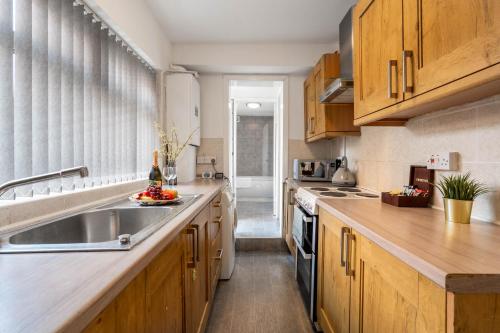 Three Bedroom House - Garden - Parking - Wifi - Netflix - Top Rated - 11T, Birmingham (fotografie 5)