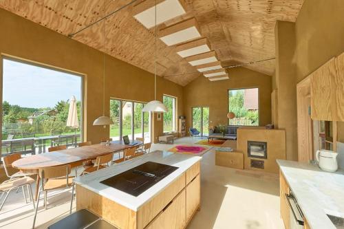 Elegant holiday residence with privat sauna close to Baltic Sea on Wolin Island · Wisełka