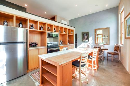 Home Near Santa Fe Plaza with Patio! in Santa Fe, USA