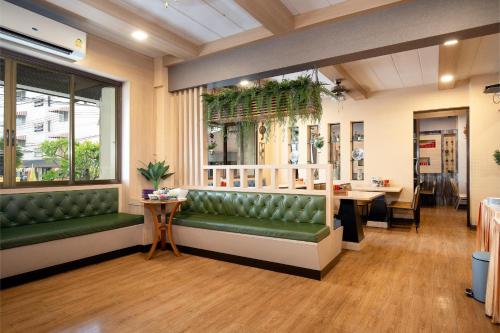 P-Park Hotel Bangkok near Wat Khemapirataram Ratchaworawihan