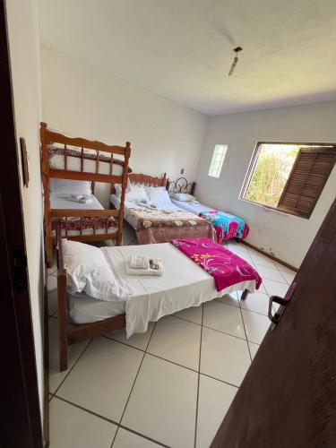 1 double bed, 2 twin beds, 1 bunk bed