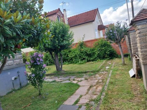 Zoe 1 in Savigny Sur Orge