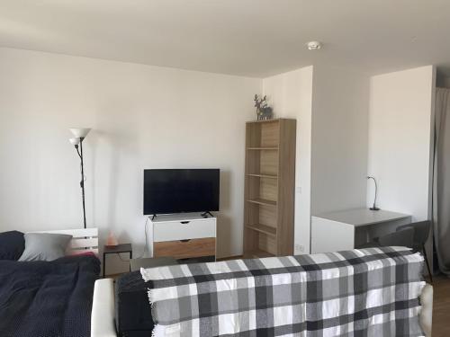 Bright Apartment in Munich Within Sight of Alps, Monaco di Baviera (foto 2)