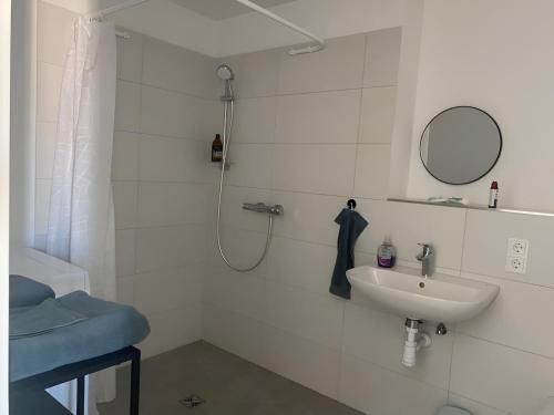 Bright Apartment in Munich Within Sight of Alps, Monaco di Baviera (foto 6)