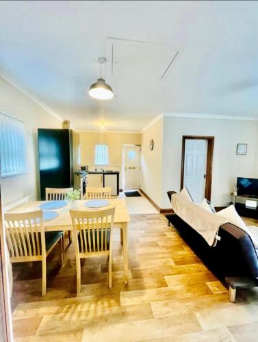 Sycamore Cottage – York