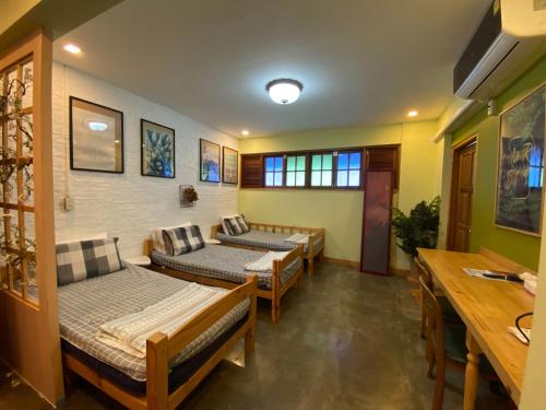 T-house Bkk - Max15 people with private swimming pool, Bangkok (photo 10)