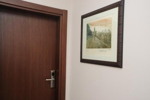 Gala Luxury Suites - image 14