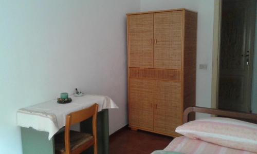 The Dolphins Guest House 2