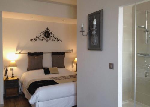 1 queen bed
