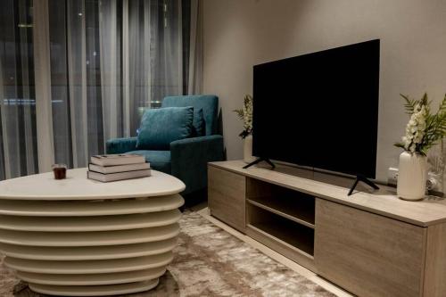 Palm Jumeirah Seven Palm 1 Bedroom with infinity pool and Palm jumeirah beach, Dubai (Foto 10)