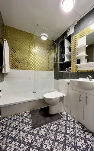 Fabulous 1Bed Apt with Balcony in Central Birmingham, Birmingham (foto 8)