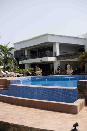 CAMP TSATSE RESORT - Ada CAMP TSATSE RESORT - Ada