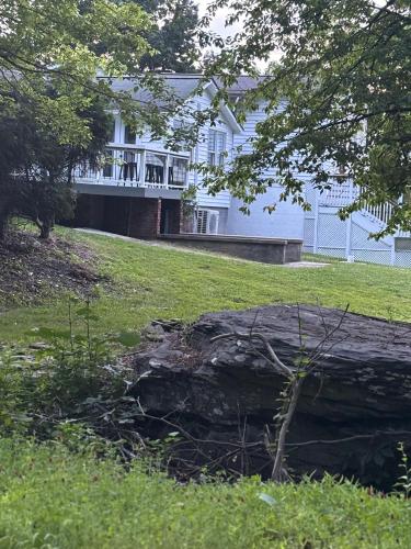 Hidden Creek Retreat in Harpers Ferry, USA