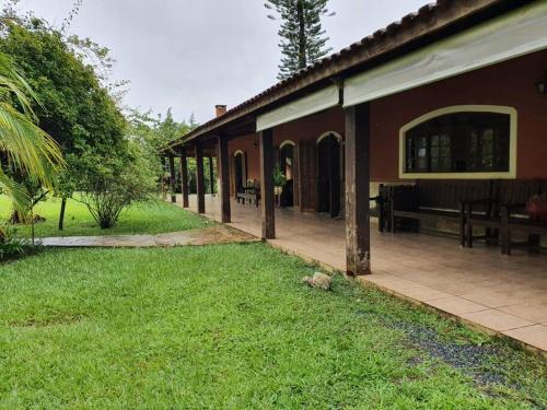 Sítio Gramado Sarapuí, lazer, conforto e diversão (Sitio Gramado Sarapui, lazer, conforto e diversao) in Alambari