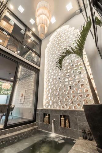 Luxury Villa, Beach Club - Jungle View - Sahara Jade