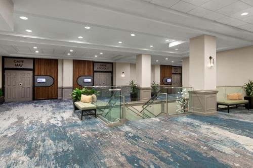 Sheraton Oceanfront Hotel - image 2