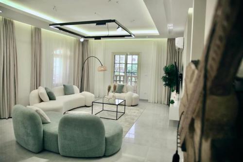 3 Bedroom Villa Apartment Cairo Couples or Family