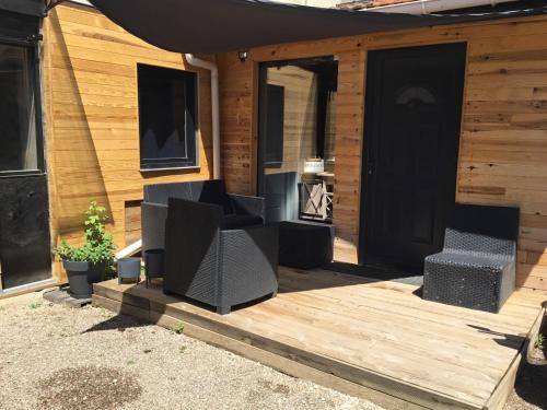 Iekārtas, Chambre L Arts de Vivre in Corcelles-les-Arts