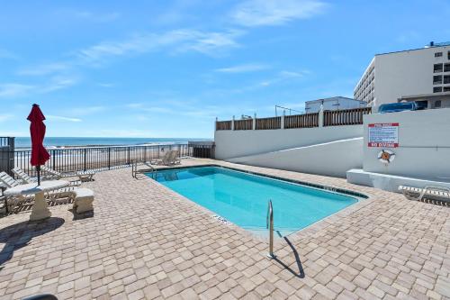 Family Friendly Oceanfront Condo with Pool! in Daytona Beach, USA
