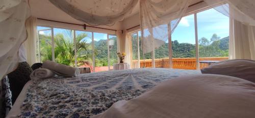 Luz Azul Centro de Meditación y Retiros Holísticos in Tepoztlán, Mexico