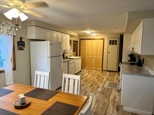Goose Creek Guest House #26A - image 9