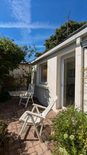 Logement indépendant calme proche de Nantes avec jardin (Logement independant calme proche de Nantes avec jardin) in แทรลิเย