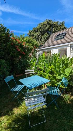 Logement indépendant calme proche de Nantes avec jardin (Logement independant calme proche de Nantes avec jardin) in แทรลิเย