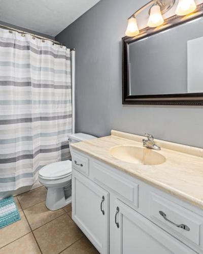 WOOD INN 2 Comfy 2BD close to DT Peoria WOOD INN 2 Comfy 2BD close to DT Peoria
