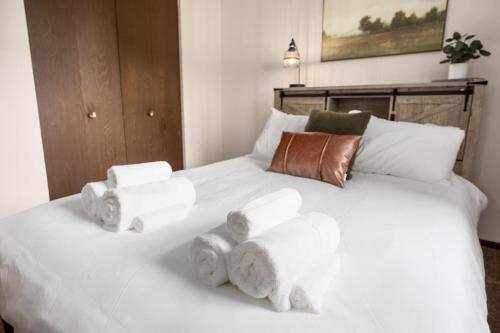 Whispering Willow Retreat 2BD 2BA Nature Oasis Whispering Willow Retreat 2BD 2BA Nature Oasis