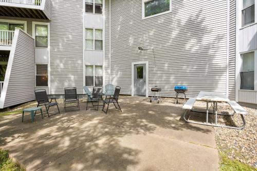 Whispering Willow Retreat 2BD 2BA Nature Oasis Whispering Willow Retreat 2BD 2BA Nature Oasis