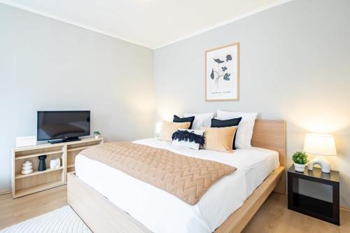 Central - Comfy - Sunny