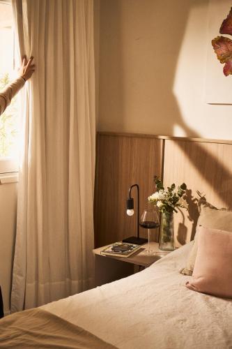 Standard Double or Twin Room image 10