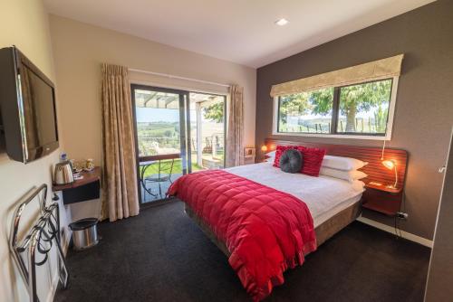 City Lights Boutique Lodge - image 2