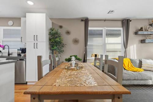 Luxury Gated home near NYC and EWR with free Parking in Elizabeth (New Jersey)