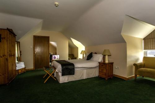 Percy French Hotel in Strokestown