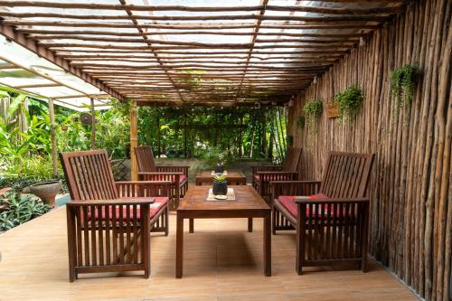 Coconut Bay Eco Resort thumbnail 3