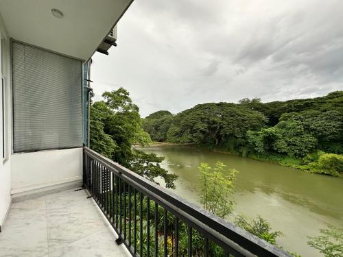Double Room with Mountain View image 1