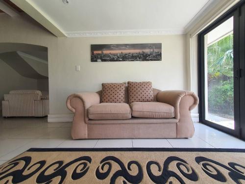 Bright Beautiful, In The Heart Of Sandton