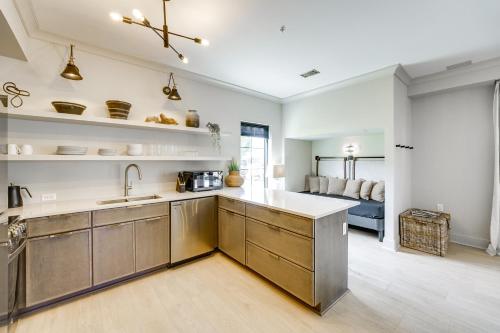 Modern Ludington Apartment Across From the Lake! in Ludington, USA