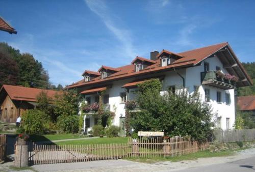 Landhof Fischer - Accommodation - Geiersthal