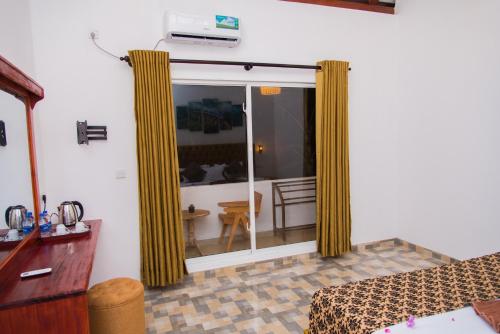 Inn Sea Horizon Ahungalla - image 4