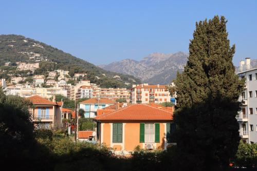Facilities, "La Liguria" a Deux Pas de la Mer, Calme, Terrasse in Roquebrune-Cap-Martin
