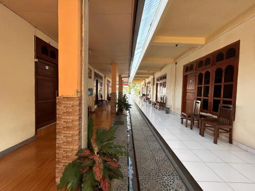 Hotel Aulia By Four-g - Labuan Bajo